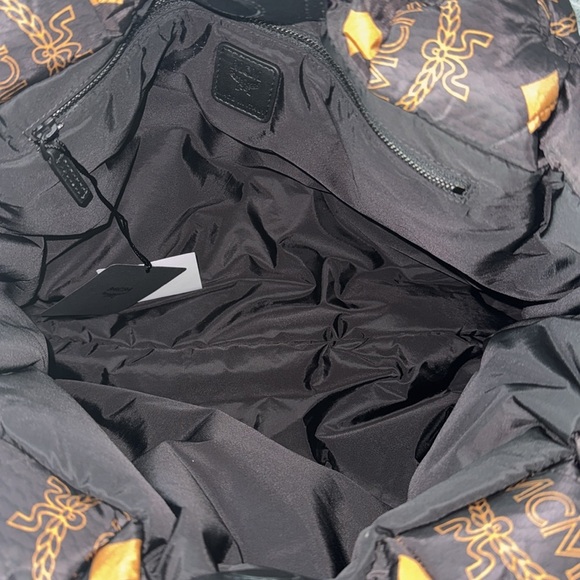 MCM Munchen Maxi Monogram Quilted Nylon Large Tote Bag Black/Copper NWT - Picture 9 of 13